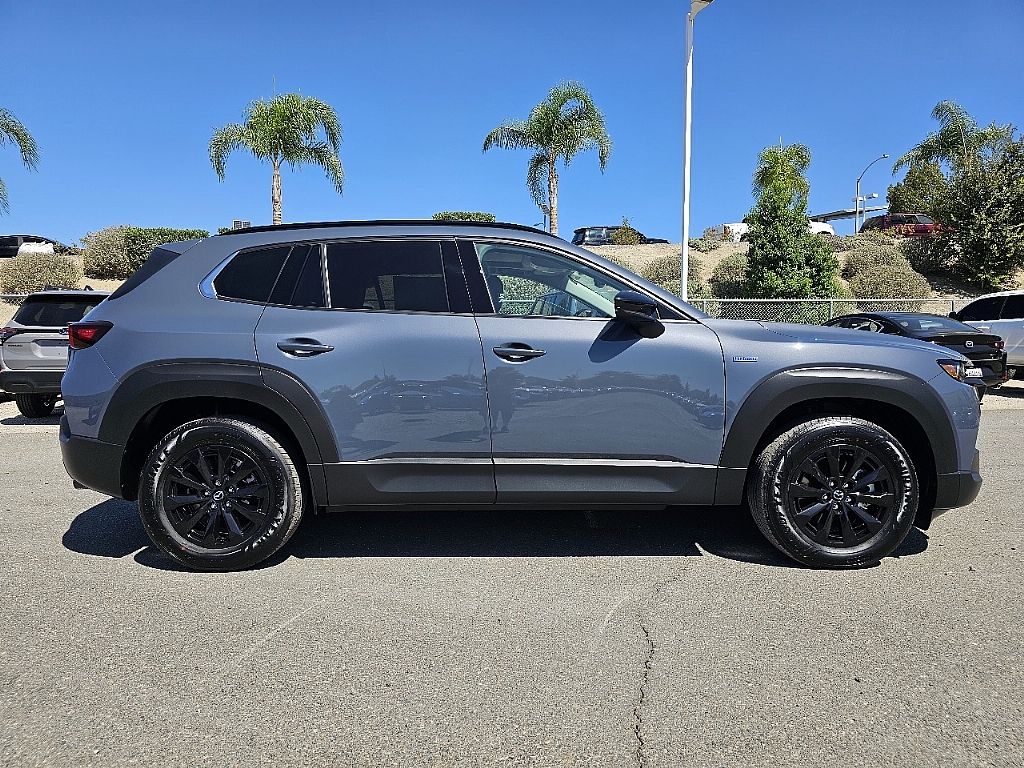 2025 Mazda CX-50 Premium photo 7