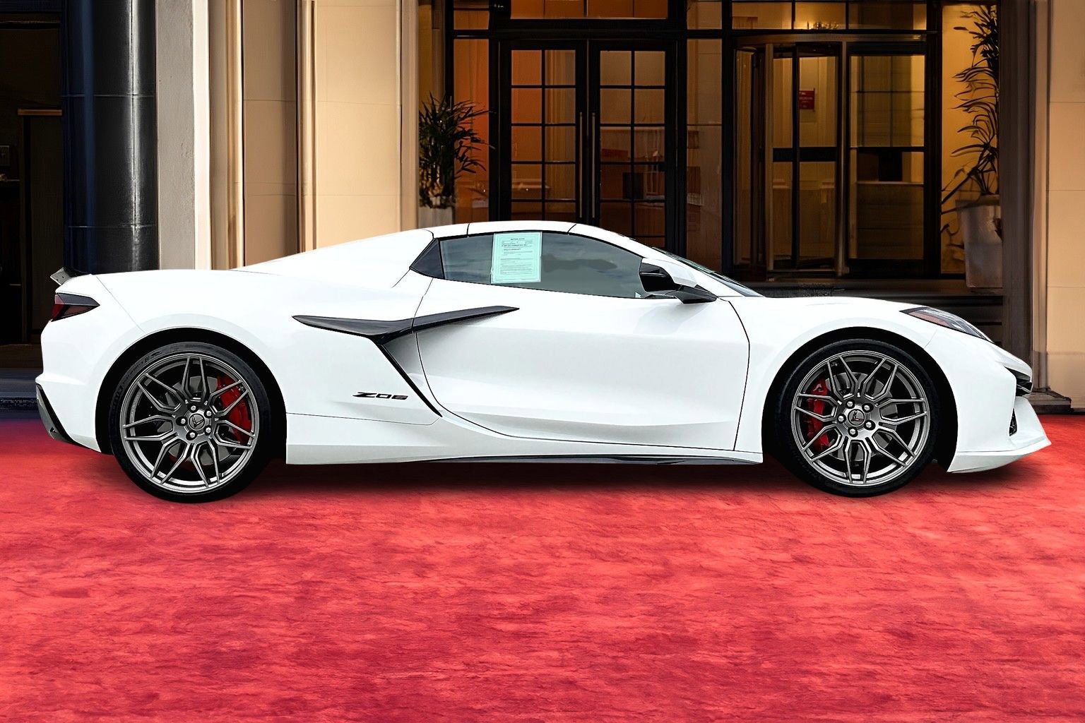 2025 Chevrolet Corvette 2LZ Convertible photo 12