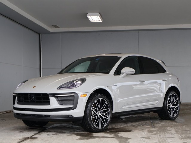 2025 Porsche Macan