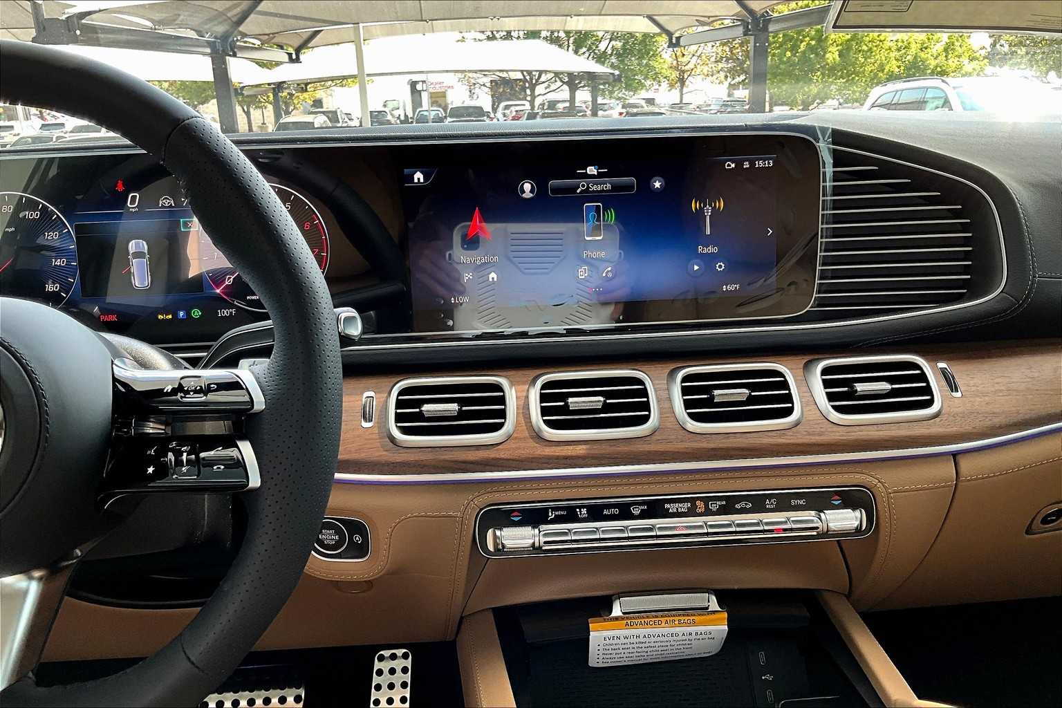 2026 Mercedes Benz GLS 450 4MATIC photo 9