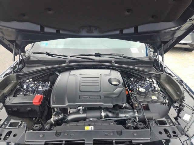 2025 Land Rover Range Rover Velar SE photo 20