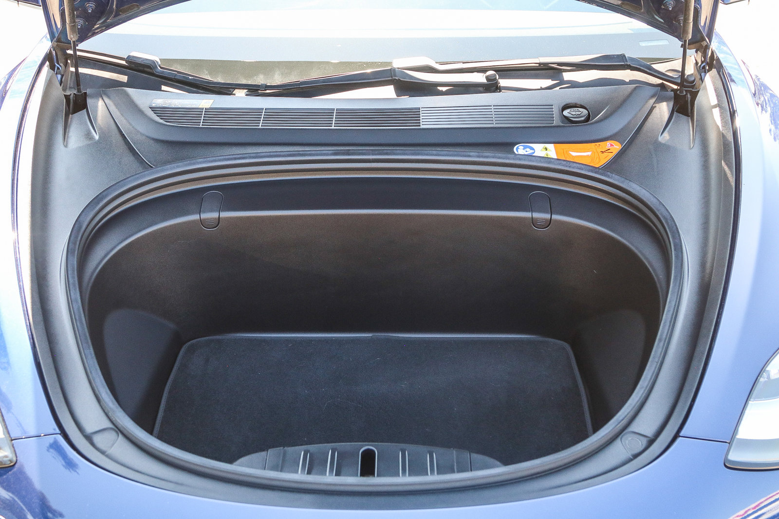 2018 Tesla Model 3 Long Range photo 22