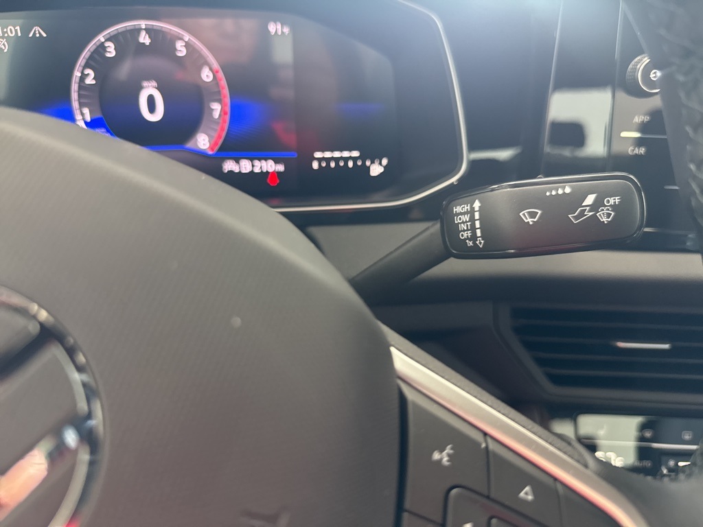 2025 Volkswagen Jetta 1.5T Sport photo 14