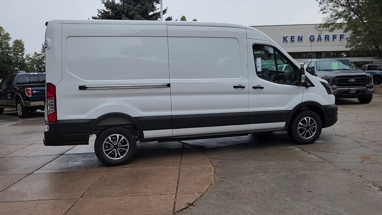 2025 Ford Transit photo 7
