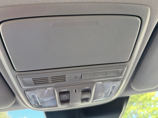 2022 Honda CR-V Touring photo 35
