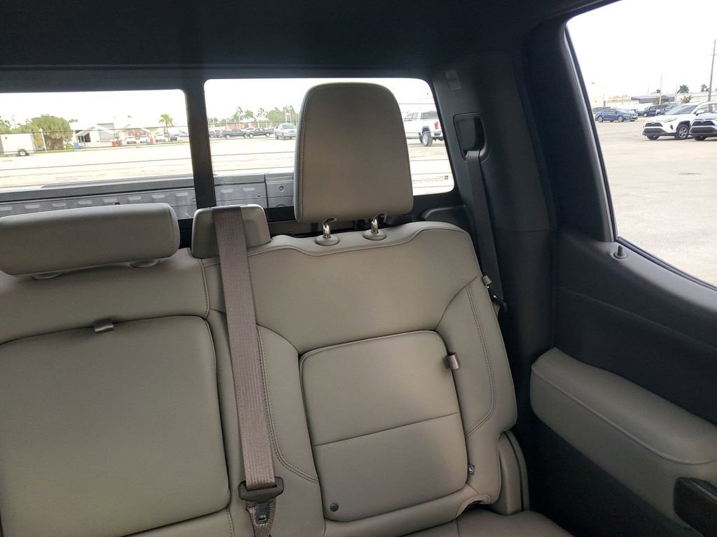 2021 Gmc Sierra SLT photo 14