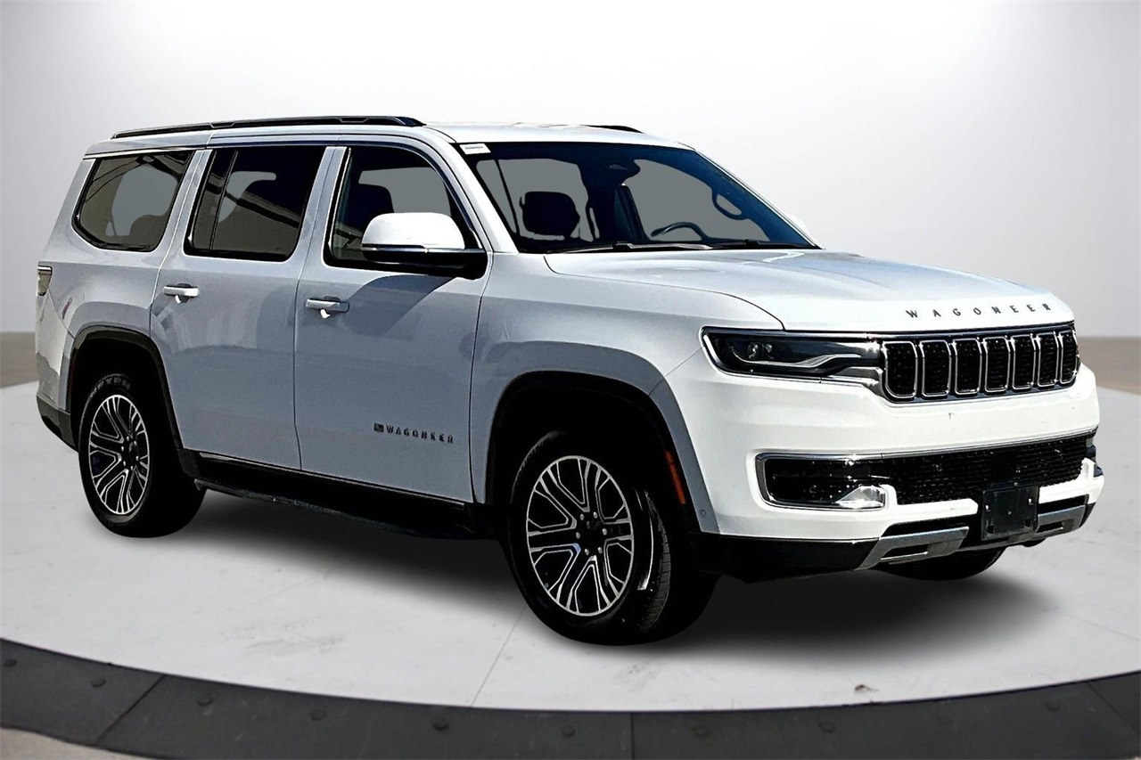 2022 Jeep Wagoneer Series III's photo
