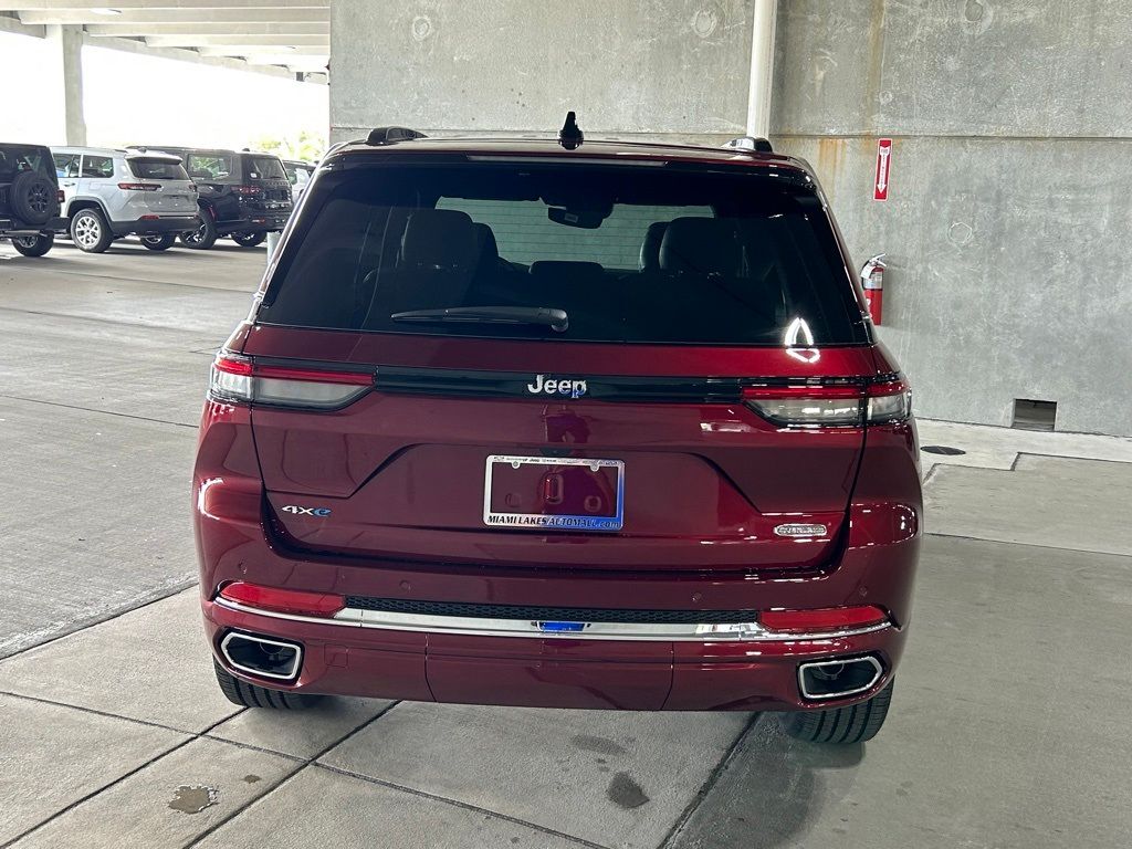 2024 Jeep Grand Cherokee Overland 4xe photo 4