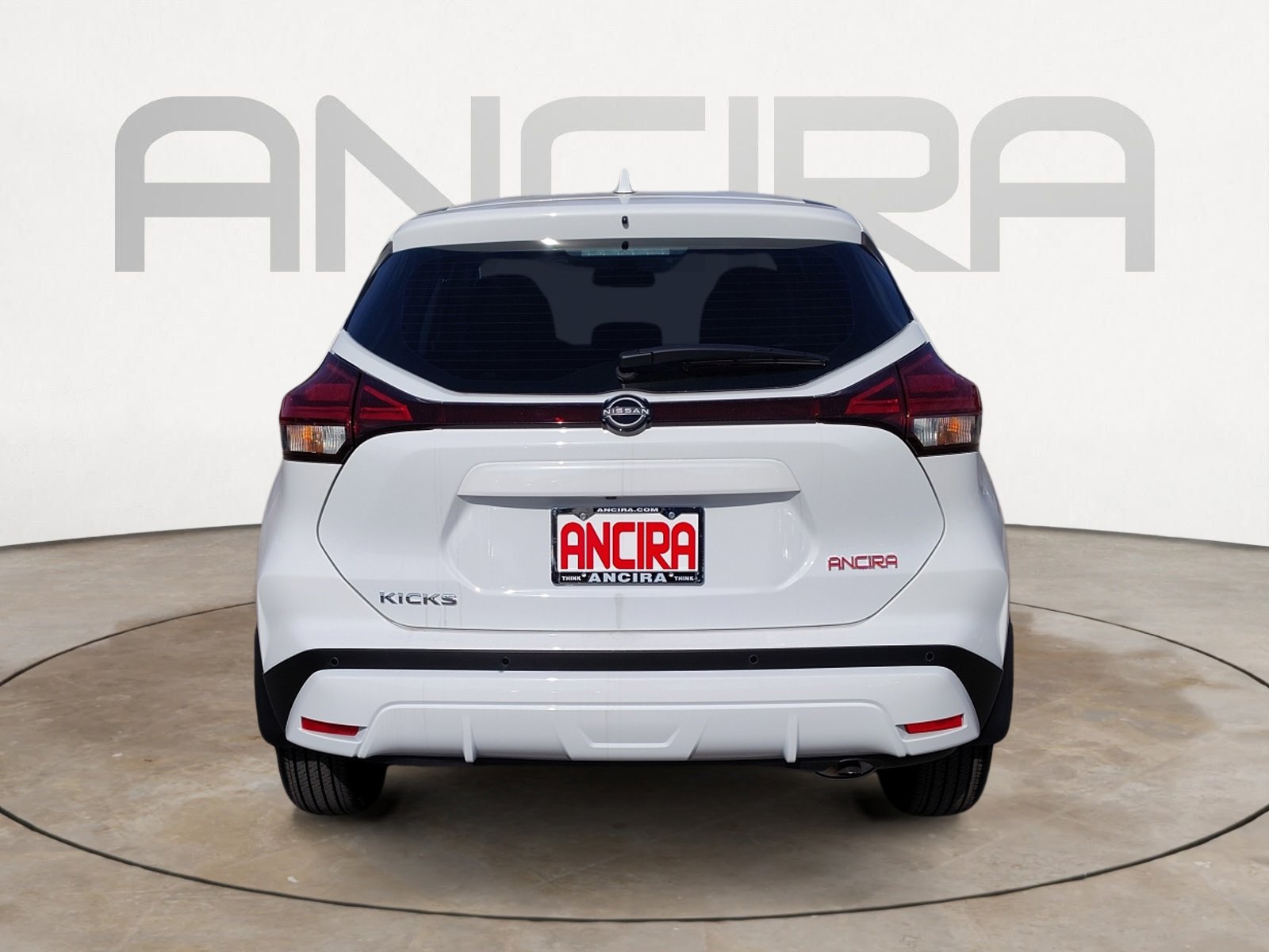 2025 Nissan Kicks Play S photo 9
