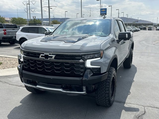 2025 Chevrolet Silverado 1500 ZR2 photo 4