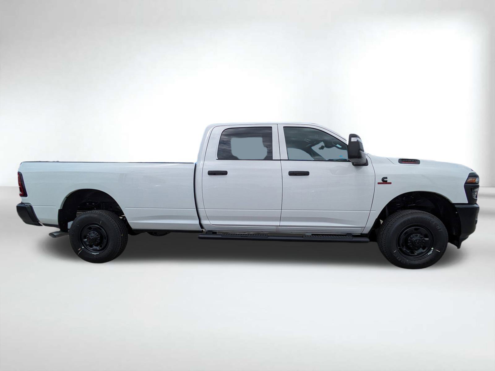 2025 Ram 2500 Tradesman photo 3