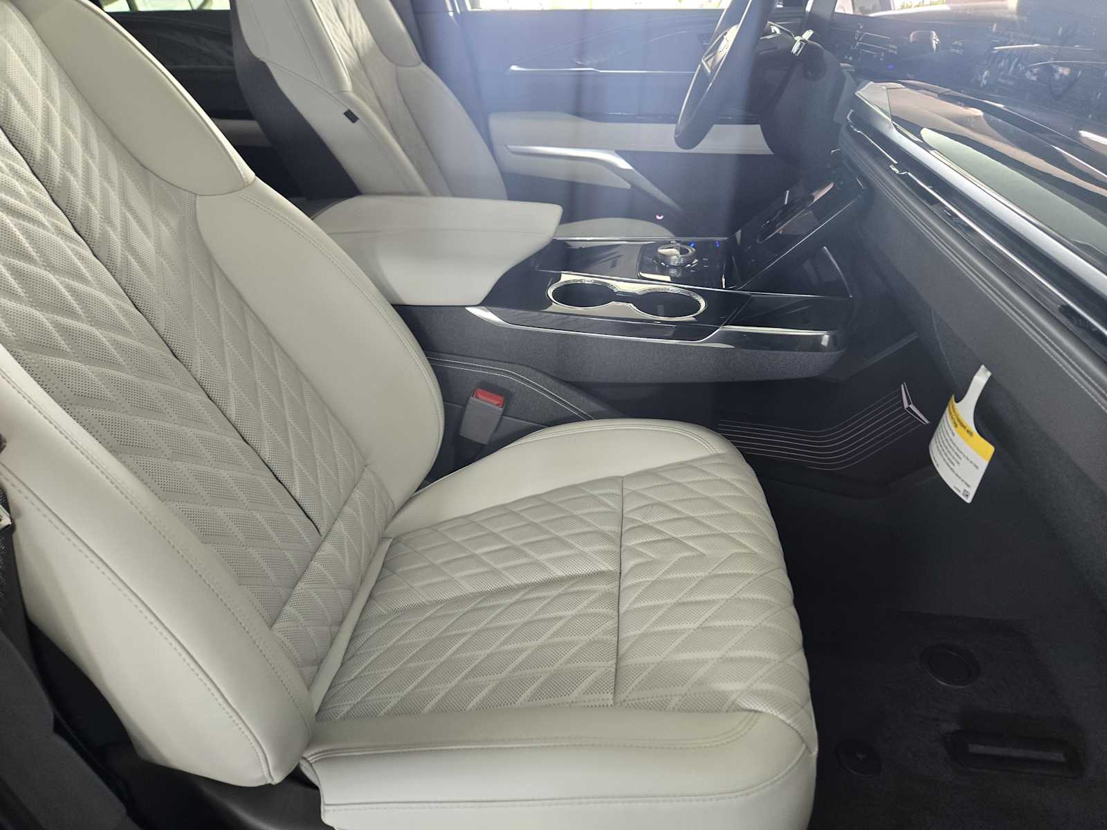 2026 Cadillac Escalade Sport photo 7