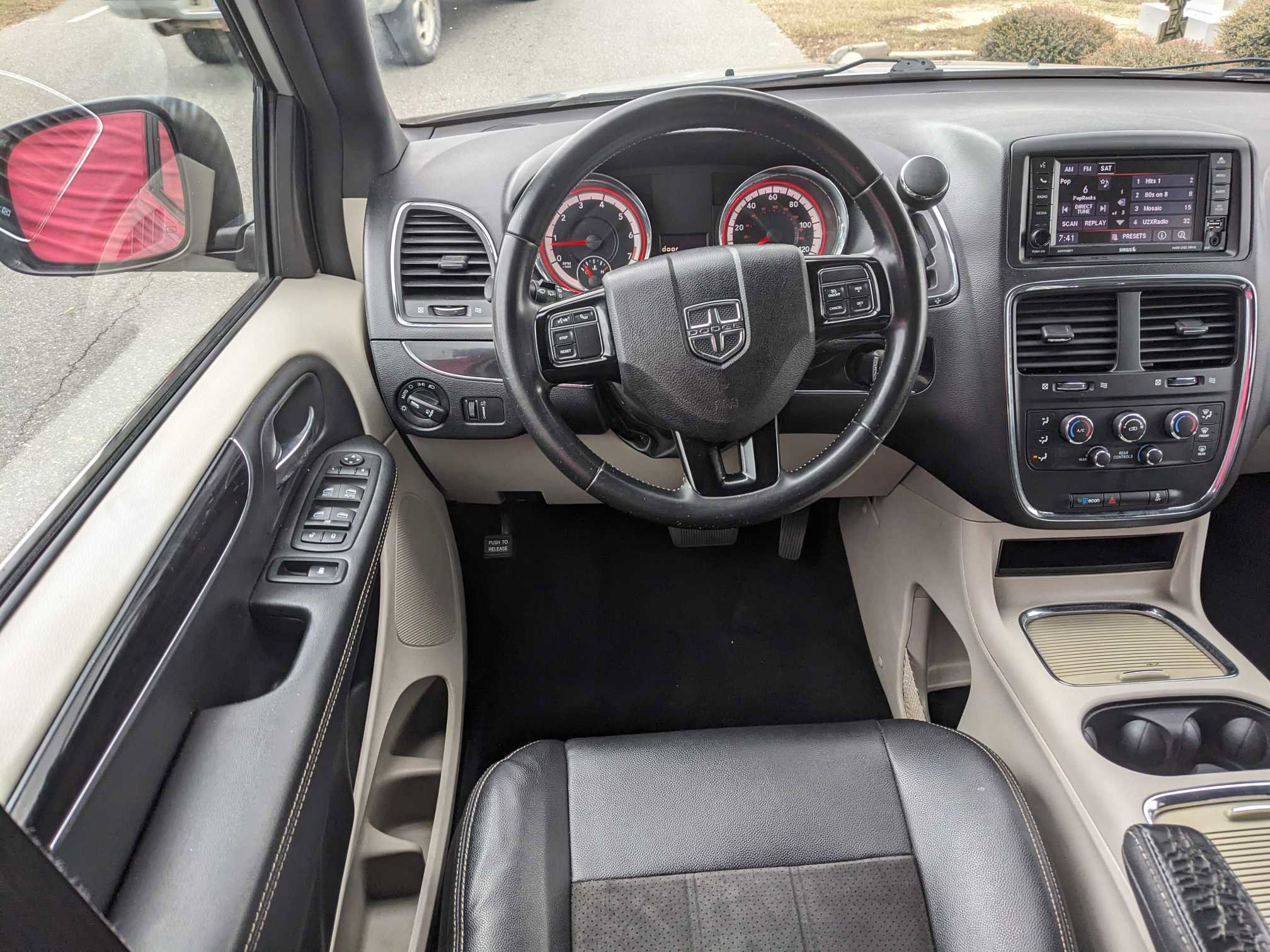 PreOwned 2019 Dodge Grand Caravan SXT Minivan, Passenger in Goldsboro