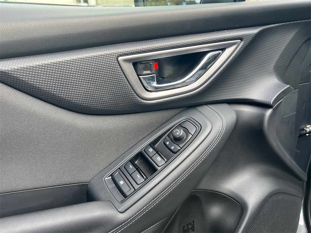 2023 Subaru Forester Premium photo 11