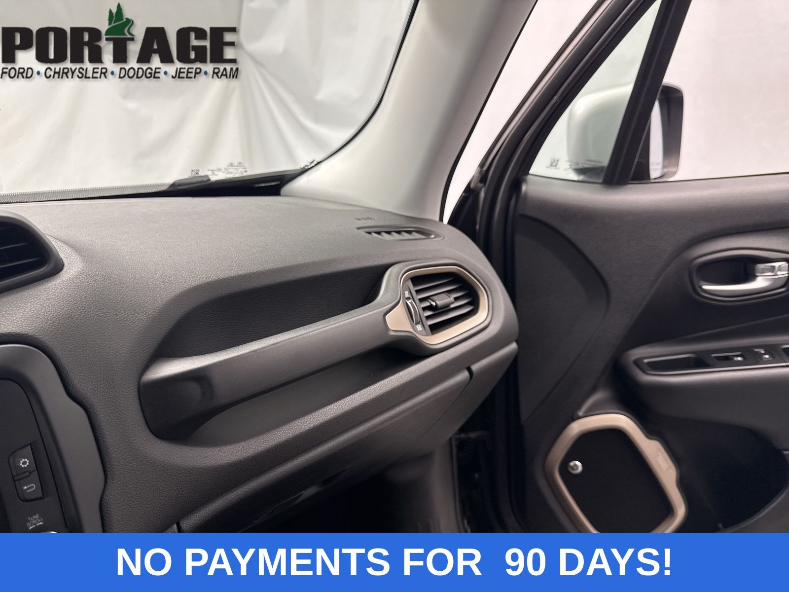 2017 Jeep Renegade Limited photo 17