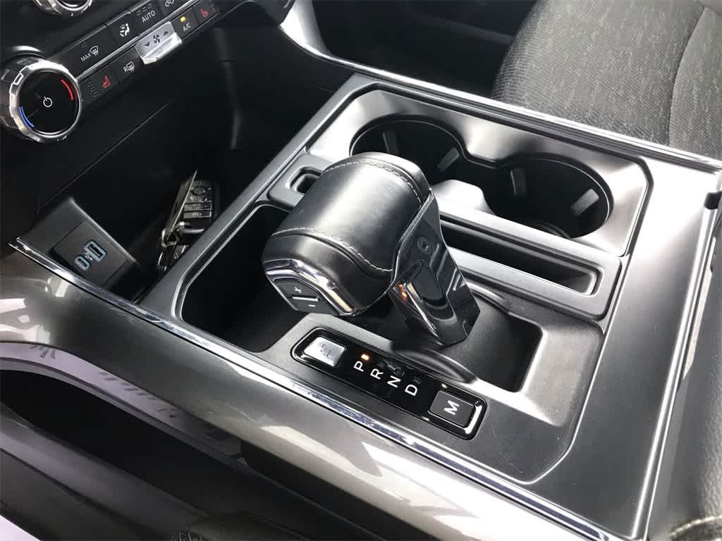 2022 Ford F-150 XLT photo 19