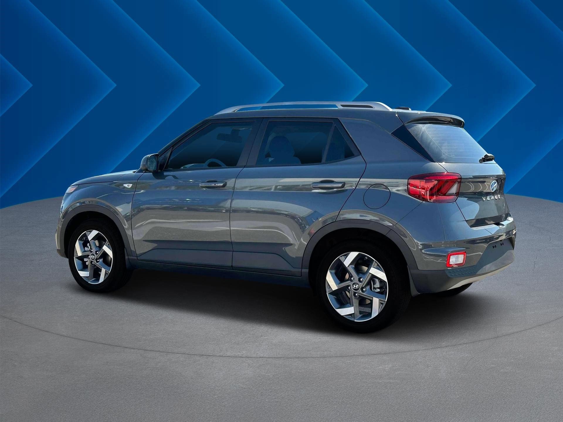 2025 Hyundai Venue SEL photo 4