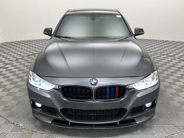 2017 Bmw 330i xDrive photo 2