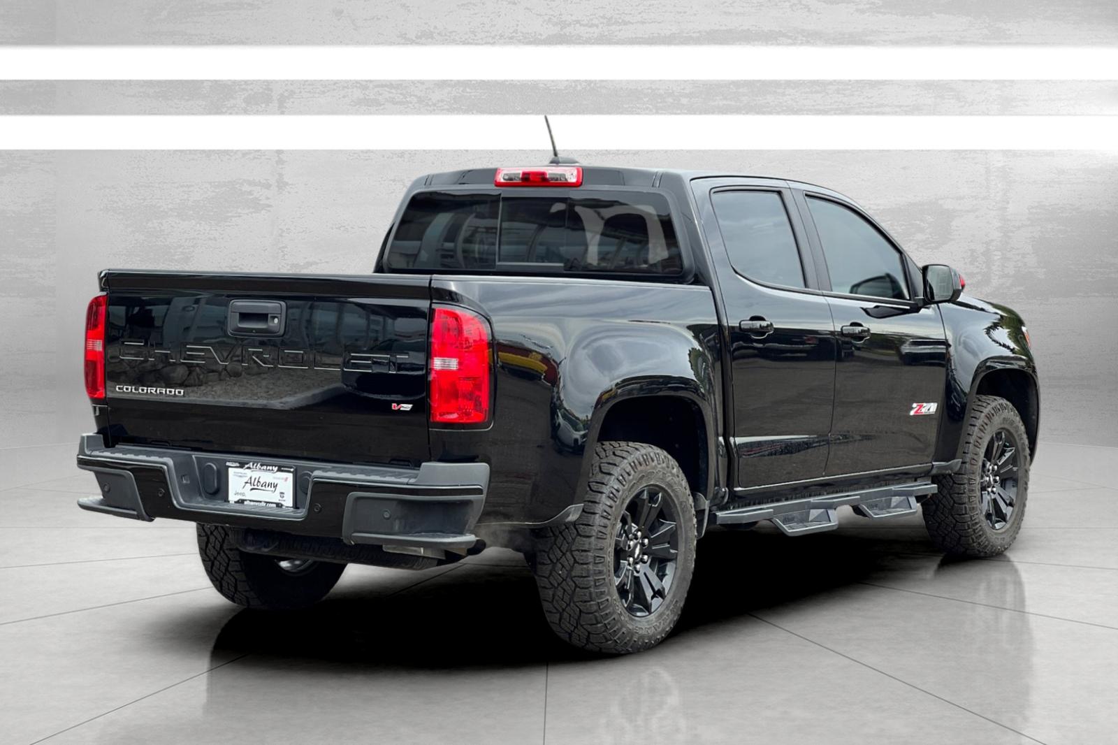 2022 Chevrolet Colorado Z71 photo 3
