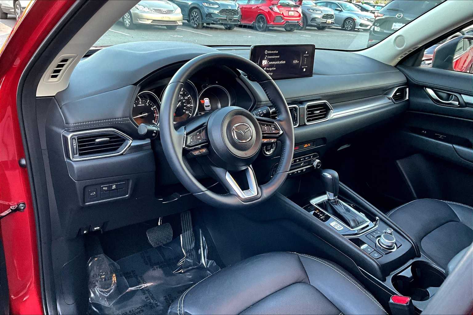 2024 Mazda CX-5 2.5 S Preferred photo 17