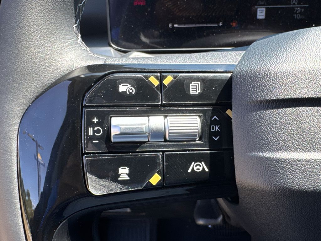 2026 Kia Sorento S photo 24