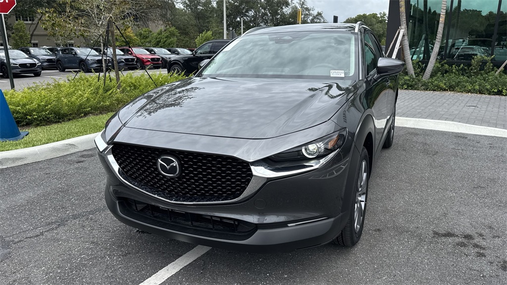 2025 Mazda CX-30 2.5 S Preferred photo 9
