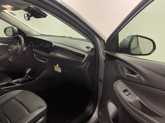 2024 Buick Encore GX Avenir photo 16