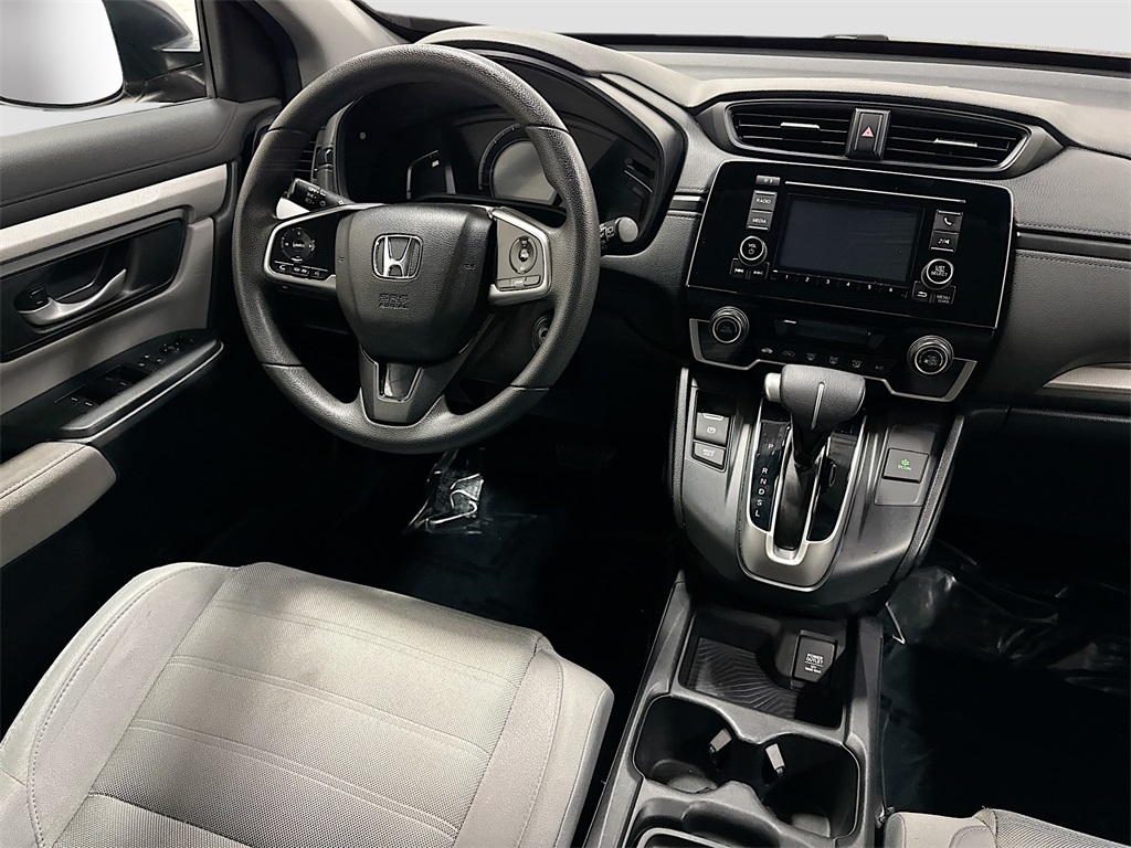 2017 Honda CR-V LX photo 4