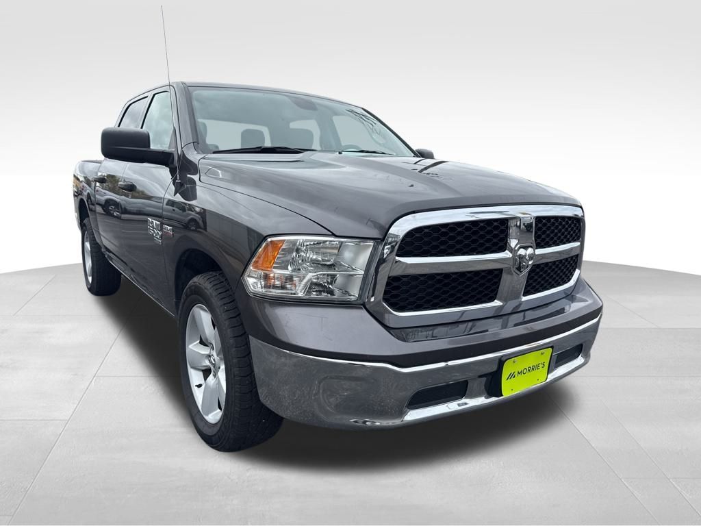 2023 Ram 1500 Classic SLT photo 3