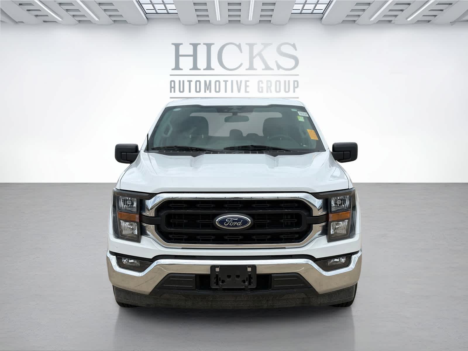 2023 Ford F-150 XLT photo 2
