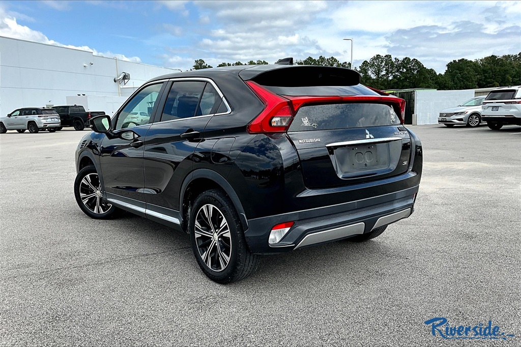 2018 Mitsubishi Eclipse Cross SE photo 6
