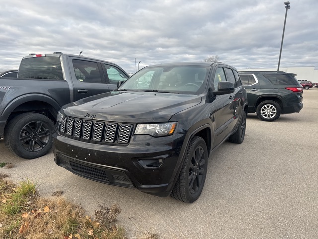 2019 Jeep Grand Cherokee Altitude photo 2