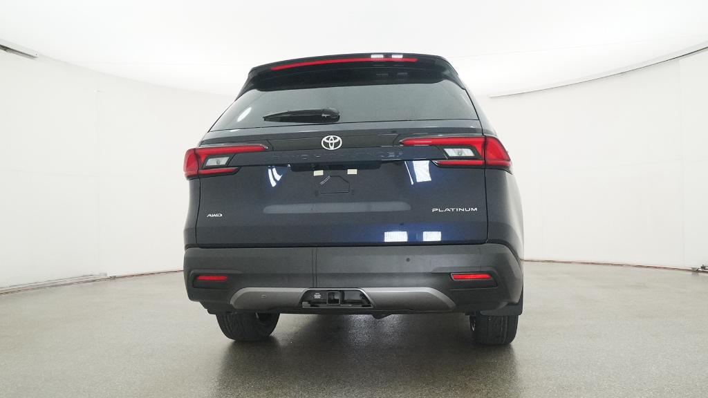 2026 Toyota Grand Highlander Platinum AWD photo 17