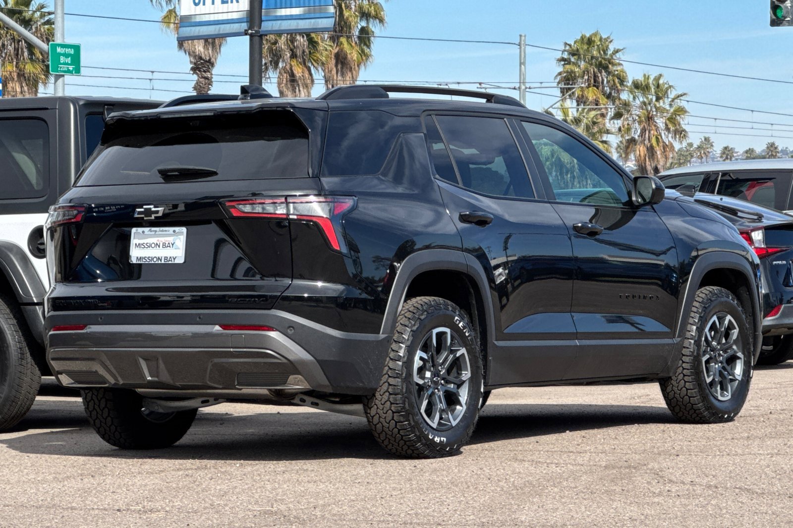 2025 Chevrolet Equinox ACTIV photo 2
