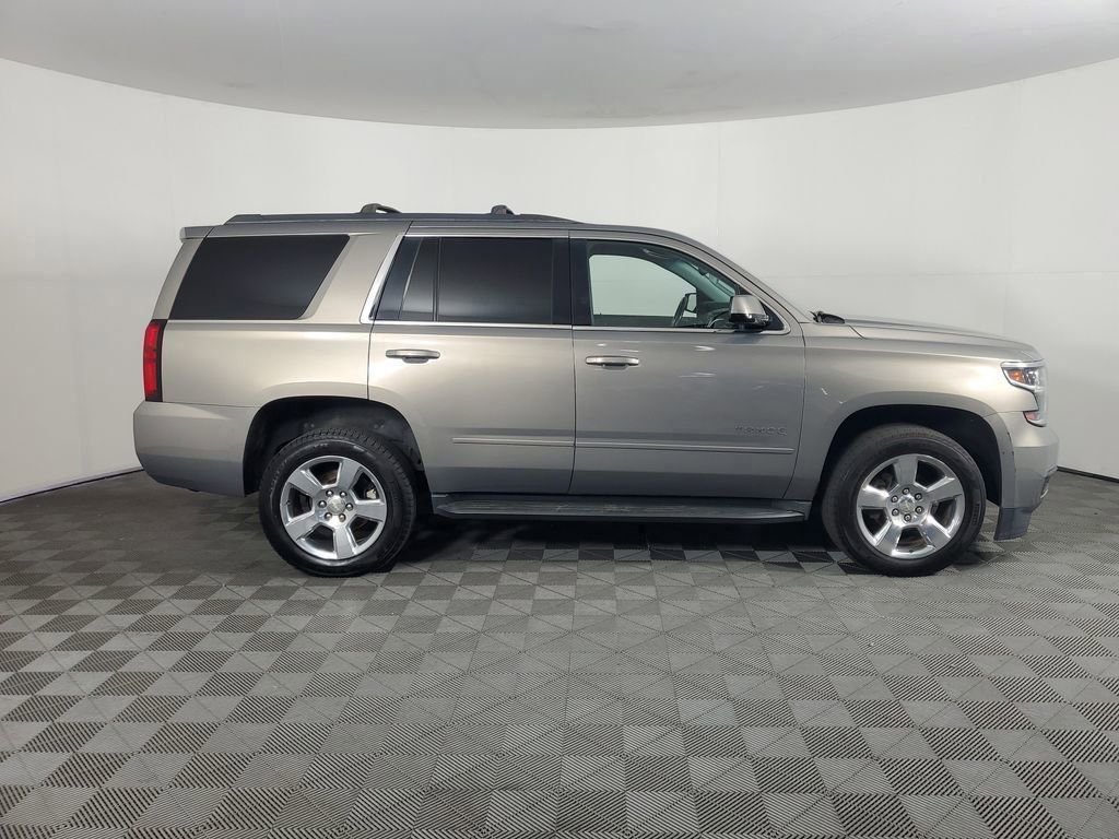 2018 Chevrolet Tahoe LS photo 2