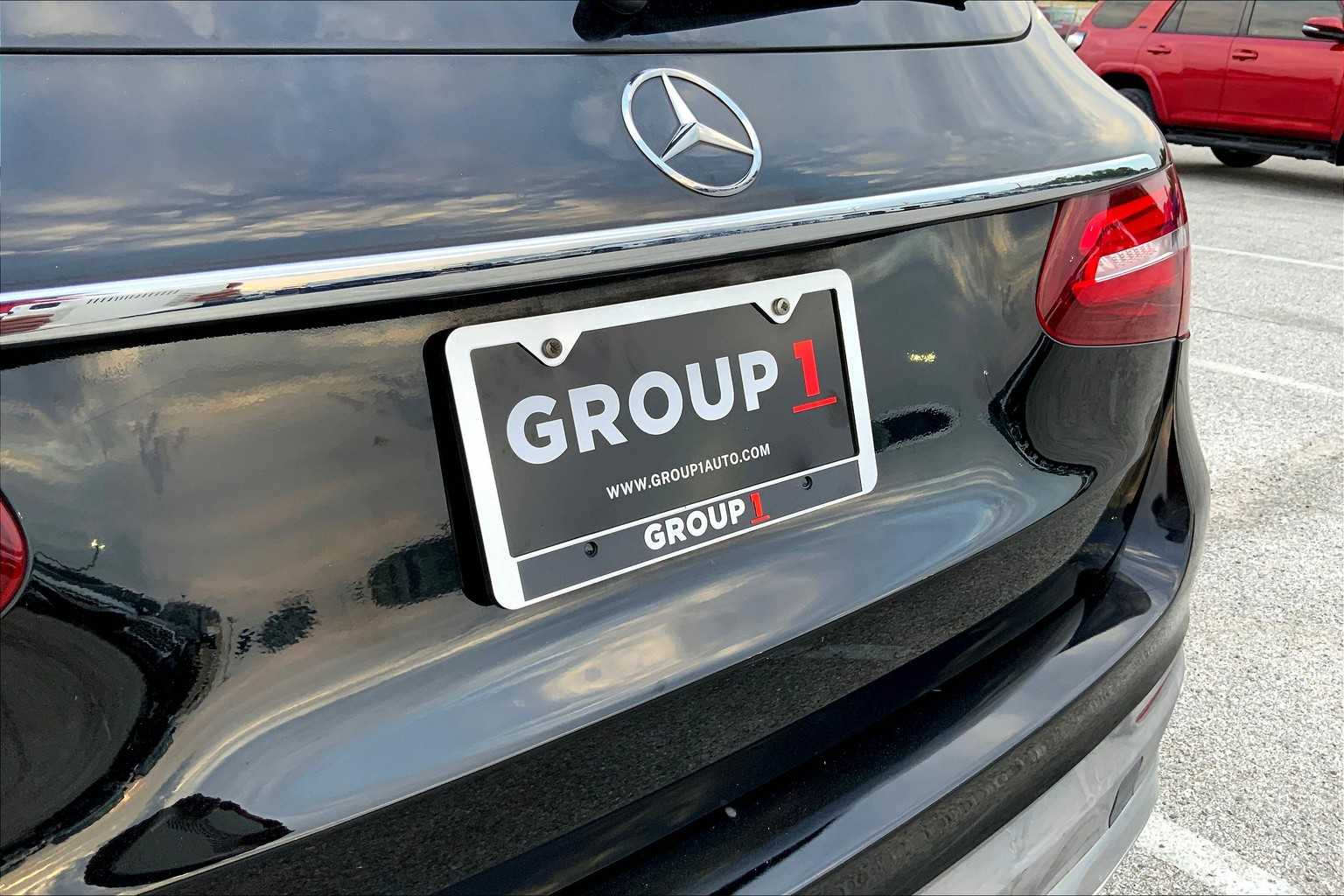 2018 Mercedes Benz GLC 300 photo 8