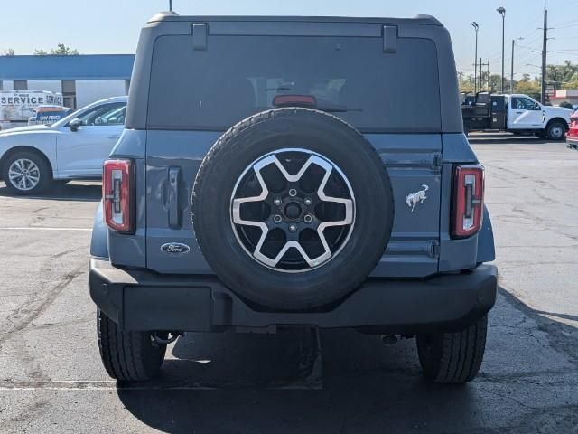 2025 Ford Bronco Outer Banks photo 36