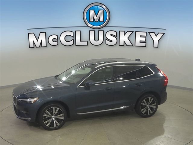 2023 Volvo XC60 Plus's photo