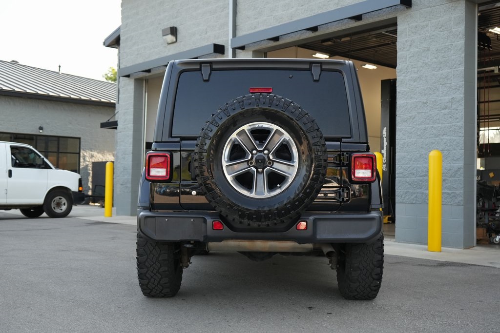 2019 Jeep Wrangler Unlimited Sahara photo 13