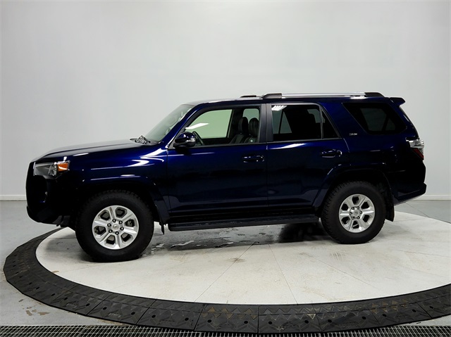 2021 Toyota 4Runner SR5 Premium photo 3