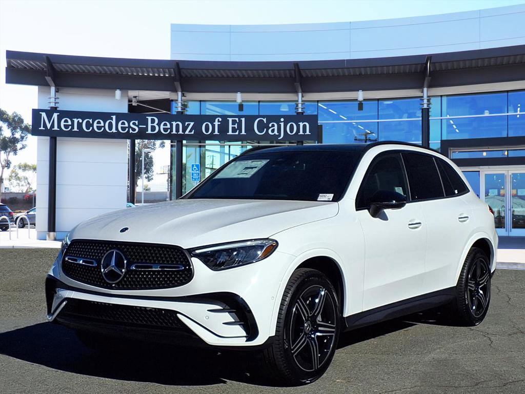 2026 Mercedes-Benz GLC Base's photo