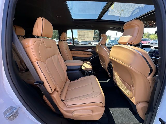 2025 Jeep Grand Cherokee L Summit photo 27