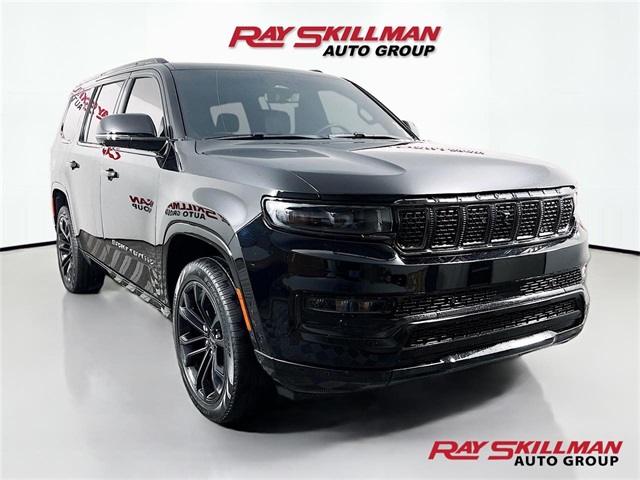 2024 Jeep Grand Wagoneer Series II's photo