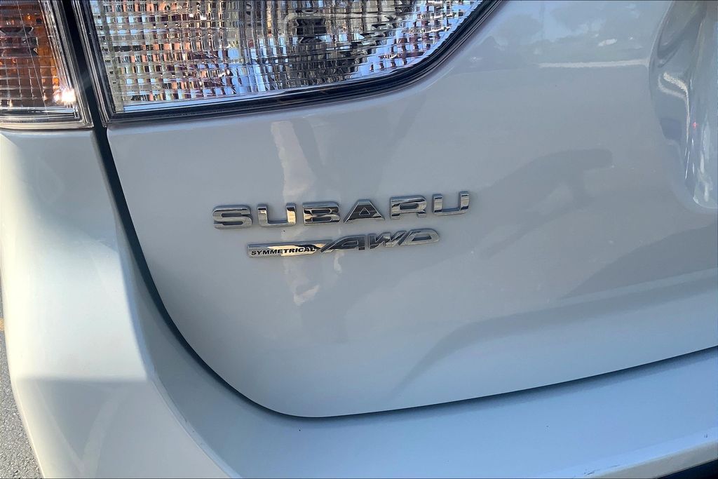 2023 Subaru Forester Limited photo 29
