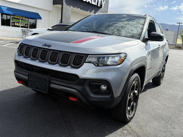2023 Jeep Compass Trailhawk photo 3