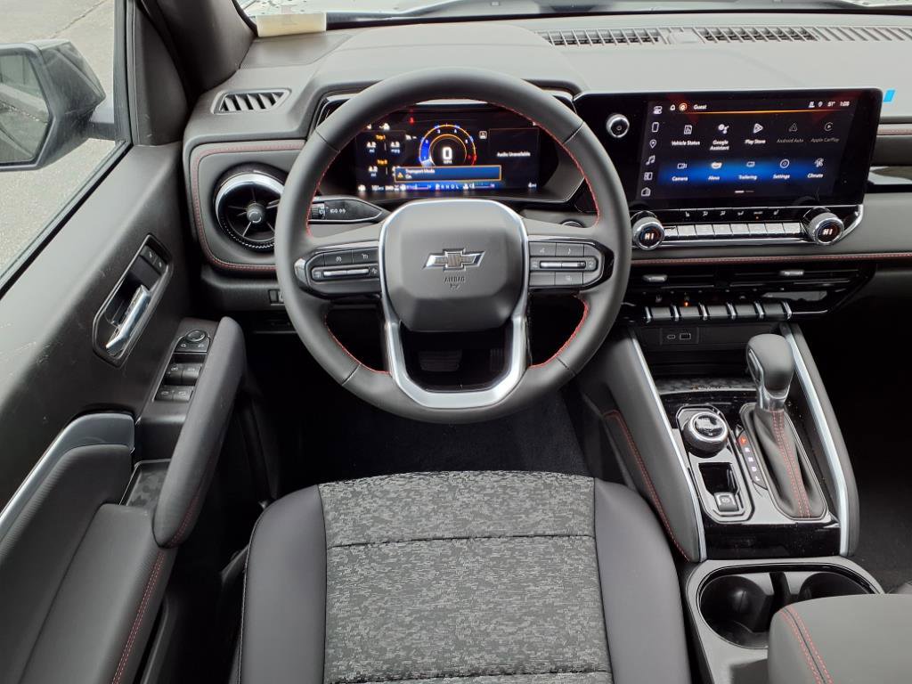 2025 Chevrolet Colorado Z71 photo 5
