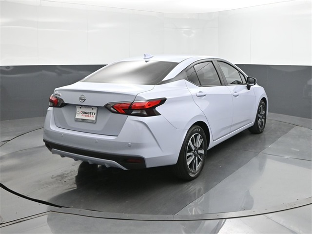 2025 Nissan Versa SV photo 11