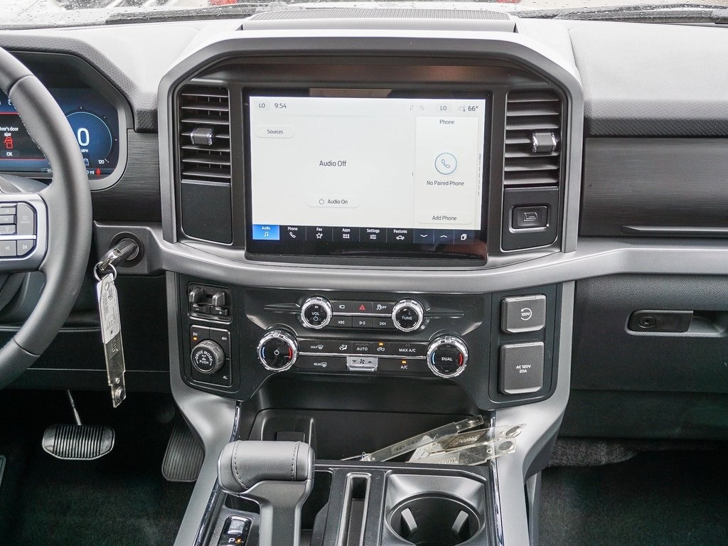 2025 Ford F-150 XLT photo 14