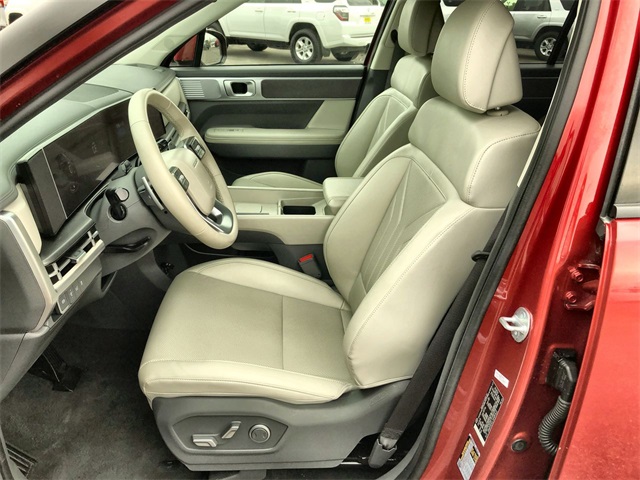 2025 Hyundai Santa Fe SEL photo 3