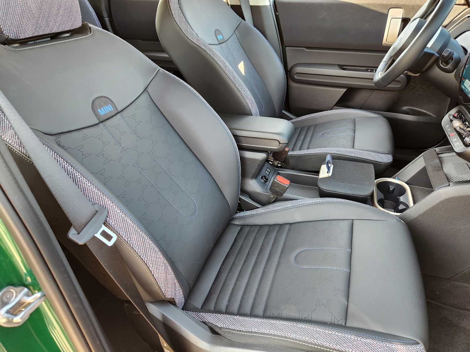 2025 Mini Countryman S ALL4 photo 8